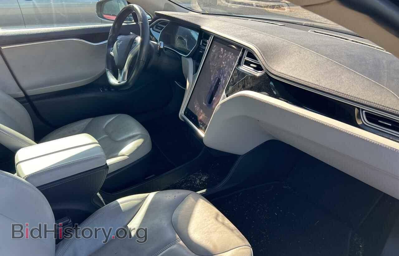 2014 TESLA MODEL S - VIN: 5YJSA1S10EFP41209 - Фото 5