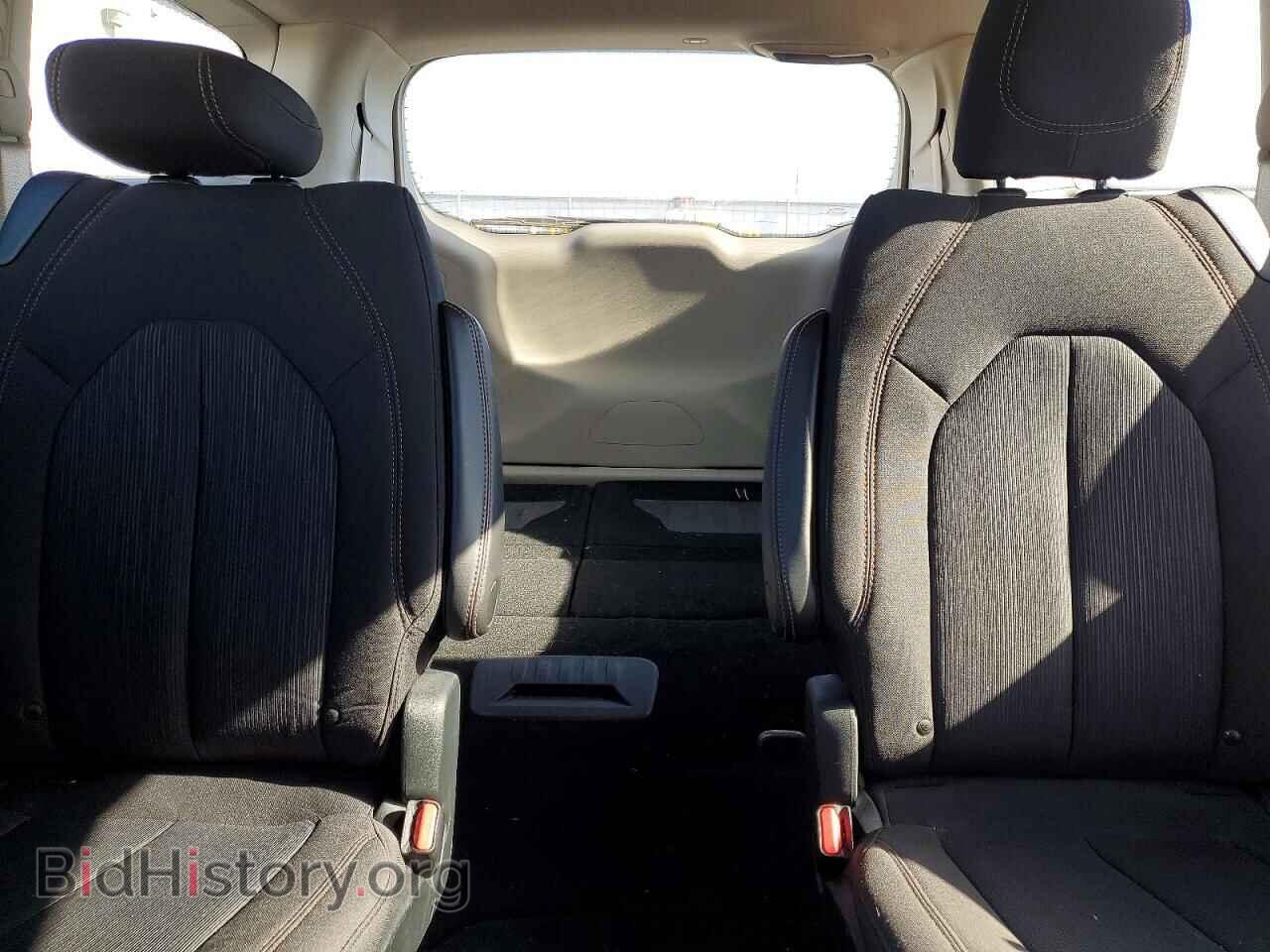 2018 CHRYSLER PACIFICA - VIN: 2C4RC1FG6JR113158 - Фото 10