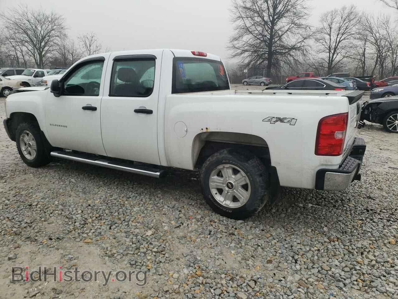 2011 CHEVROLET SILVERADO - VIN: 3GCPKPEA9BG282673 - Фото 2