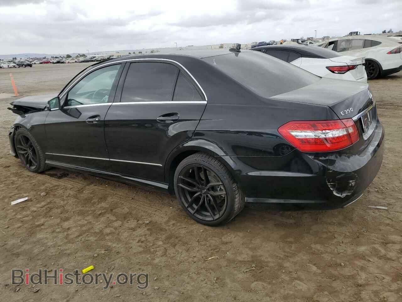 2011 MERCEDES-BENZ E-CLASS - VIN: WDDHF5GB2BA305489 - Фото 2