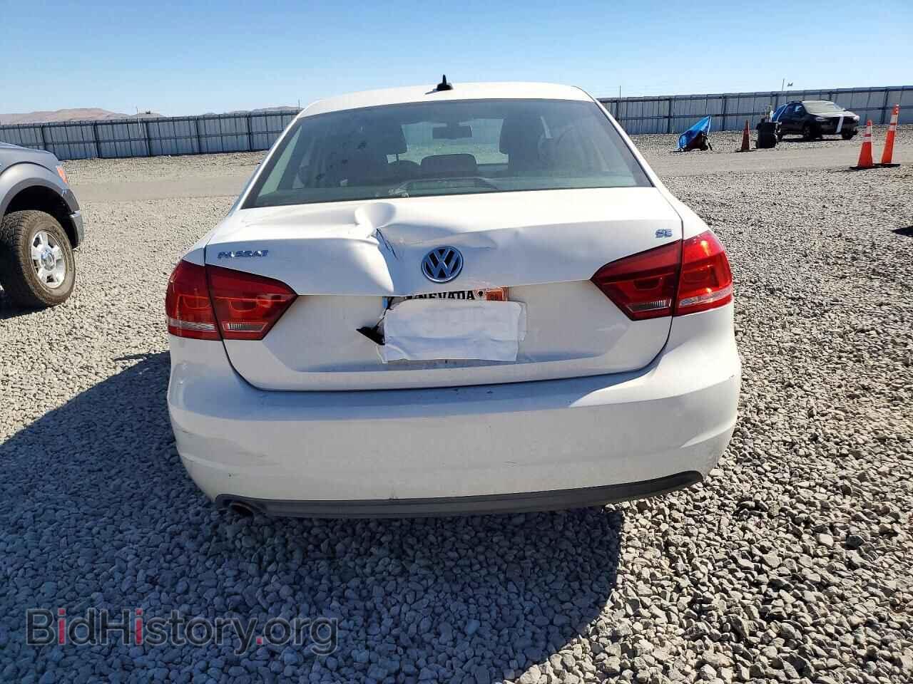 2014 Volkswagen PASSAT (VIN 1VWBP7A3XEC003626) — фото 6 из 12