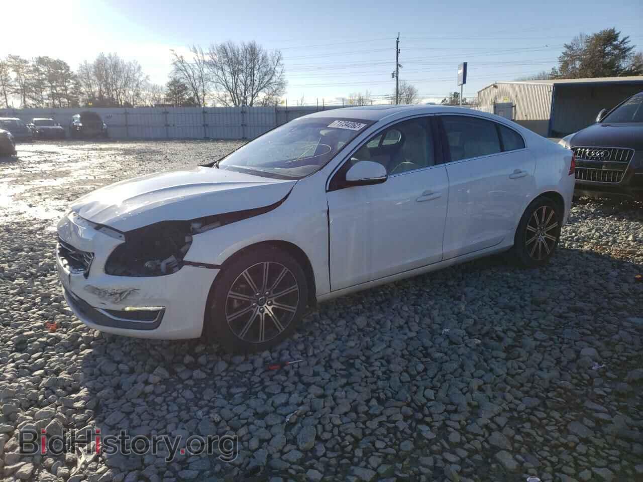 Photo LYV402HK3HB126225 - VOLVO S60 2017