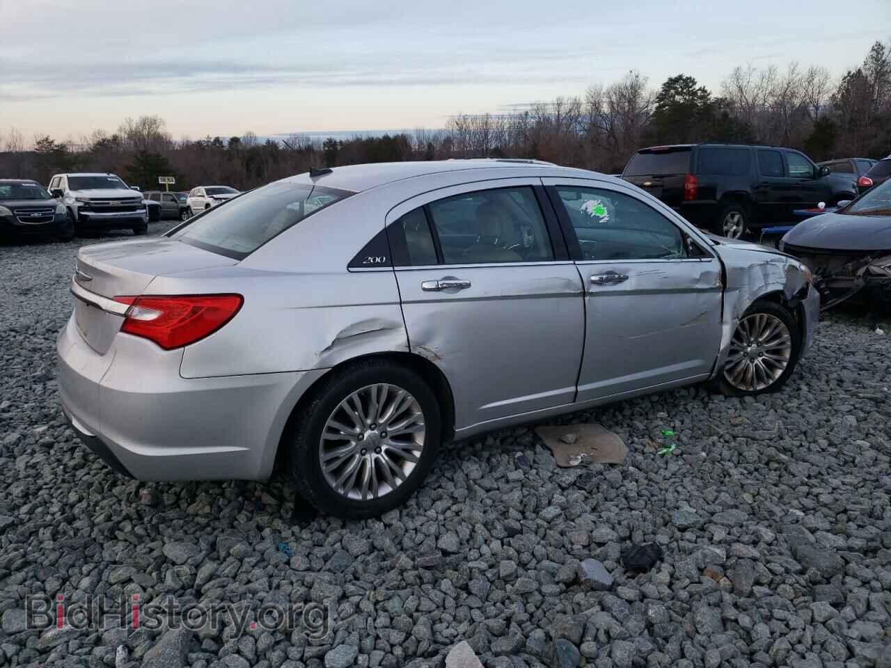 2011 CHRYSLER 200 - VIN: 1C3BC2FG0BN618655 - Фото 3