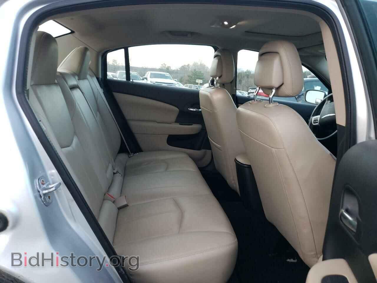 2011 CHRYSLER 200 - VIN: 1C3BC2FG0BN618655 - Фото 10