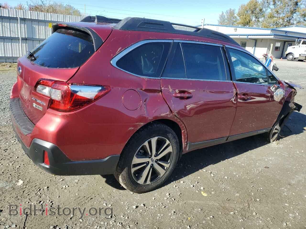 2018 SUBARU OUTBACK - VIN: 4S4BSANC1J3304770 - Фото 3