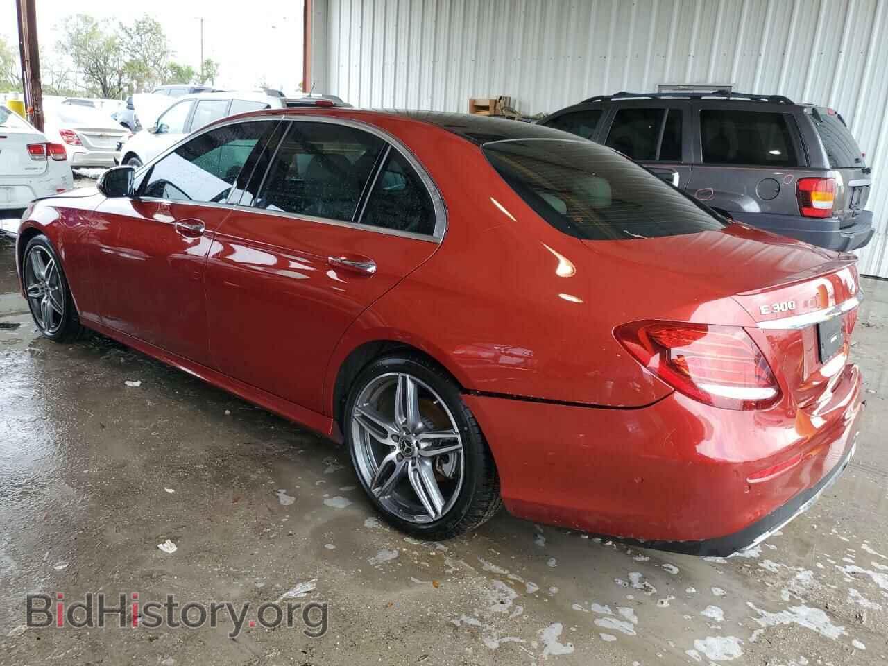2019 MERCEDES-BENZ E-CLASS - VIN: WDDZF4JB2KA575720 - Фото 2