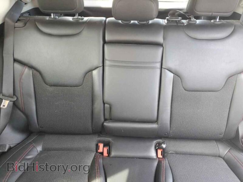 2019 Jeep COMPASS (VIN 3C4NJDDB7KT674366) — фото 10 из 16