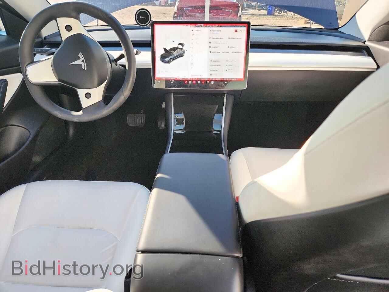 2020 Tesla MODEL 3 (VIN 5YJ3E1EA4LF740940) — photo 8 of 15