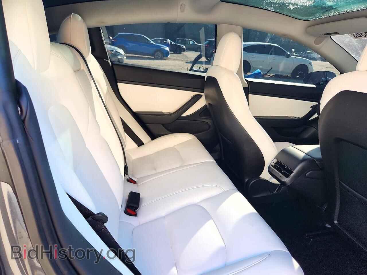 2020 Tesla MODEL 3 (VIN 5YJ3E1EA4LF740940) — photo 10 of 15