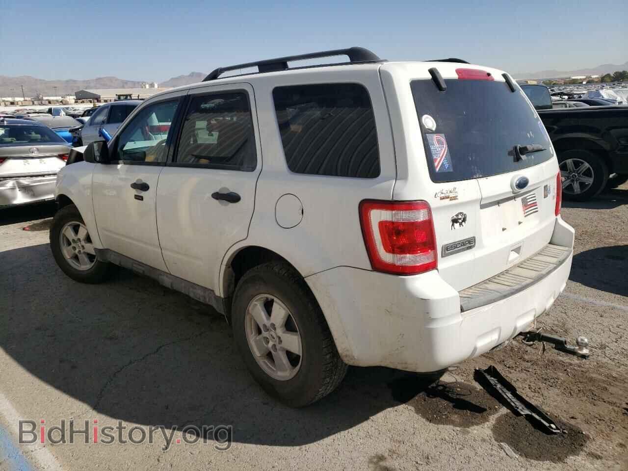 2010 FORD ESCAPE - VIN: 1FMCU0D70AKD22339 - Фото 2