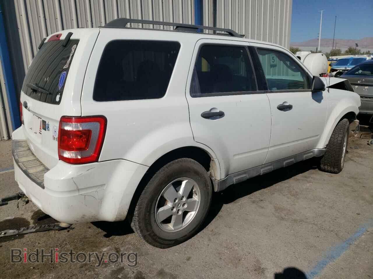 2010 FORD ESCAPE - VIN: 1FMCU0D70AKD22339 - Фото 3