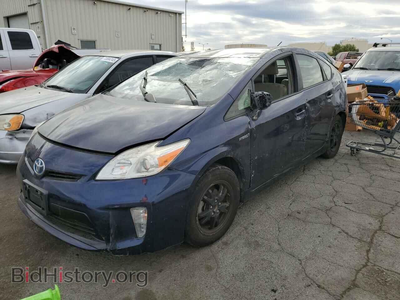Фотография JTDKN3DU3F1970811 - TOYOTA PRIUS 2015
