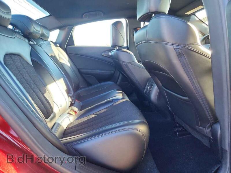2016 Chrysler 200 (VIN 1C3CCCBB6GN162804) — фото 10 из 13