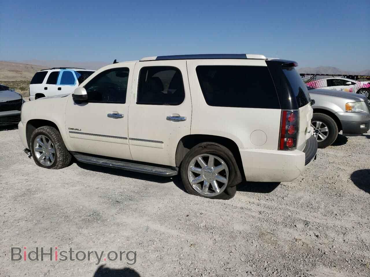 2011 GMC YUKON - VIN: 1GKS2EEF3BR295014 - Фото 2