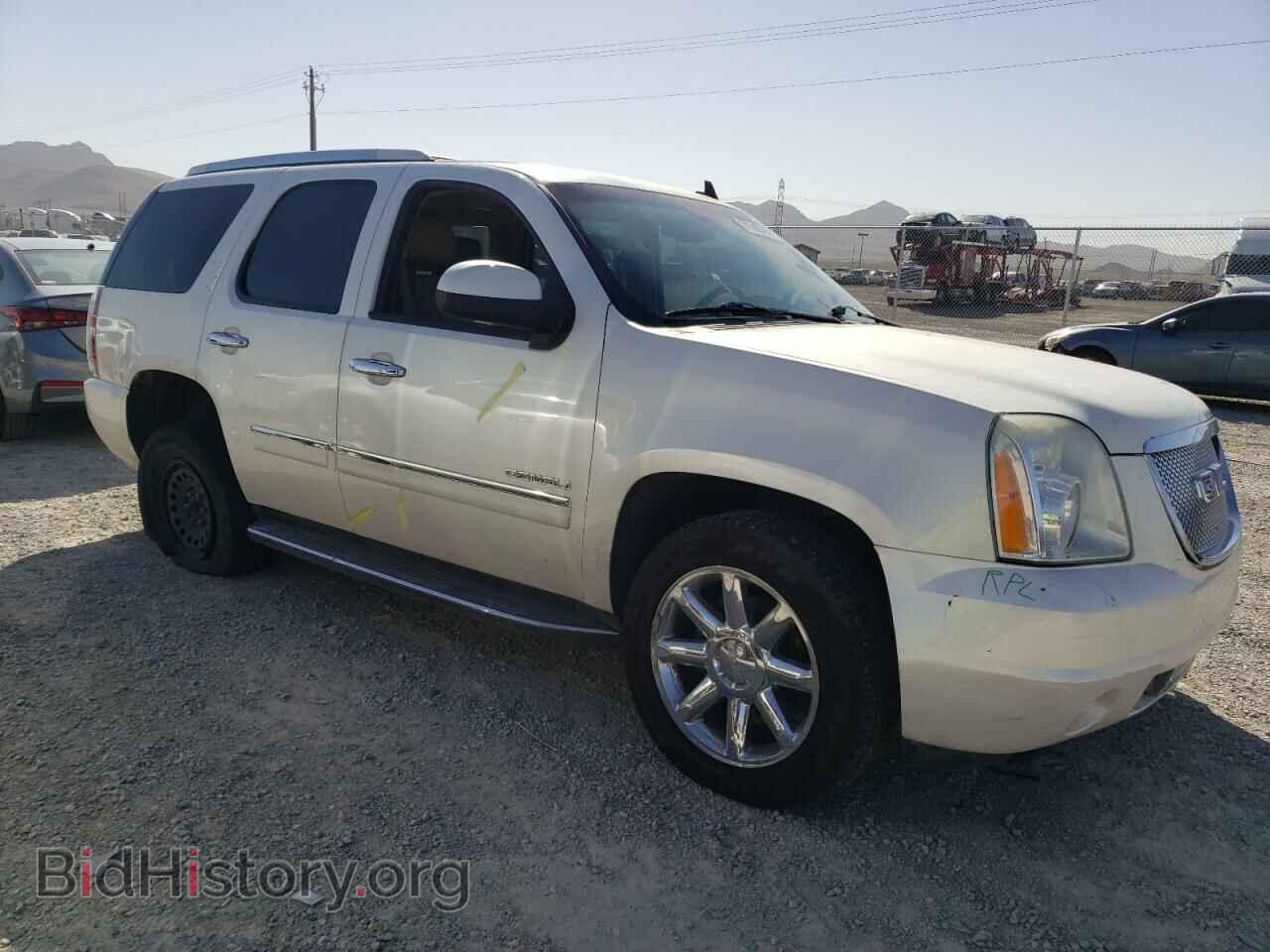 2011 GMC YUKON - VIN: 1GKS2EEF3BR295014 - Фото 4