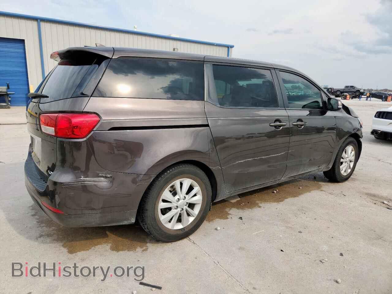2018 KIA All Models - VIN: KNDMB5C1XJ6379617 - Фото 3