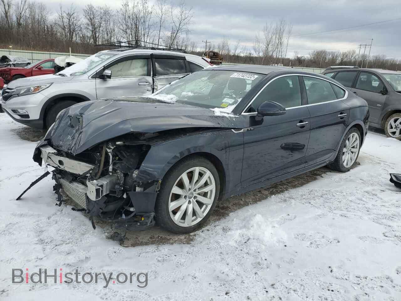 Фотография WAUBNCF54JA130046 - AUDI A5 2018