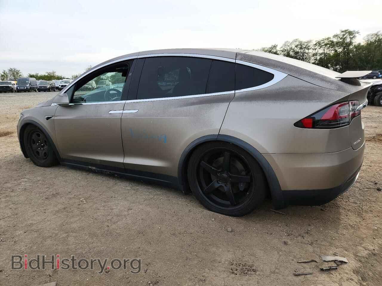 2017 TESLA MODEL X - VIN: 5YJXCAE2XHF051041 - Photo 2