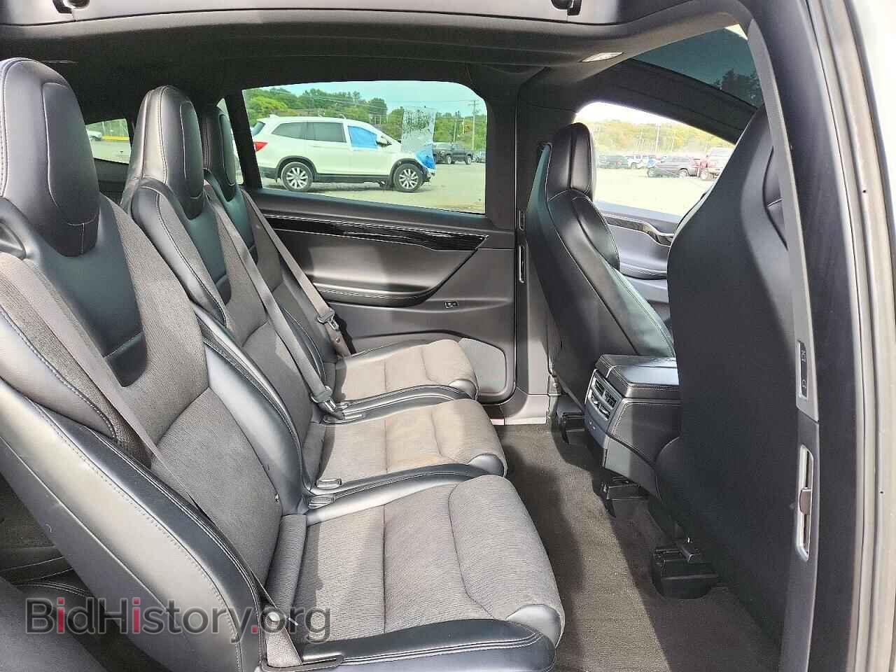 2017 TESLA MODEL X - VIN: 5YJXCAE2XHF051041 - Photo 11