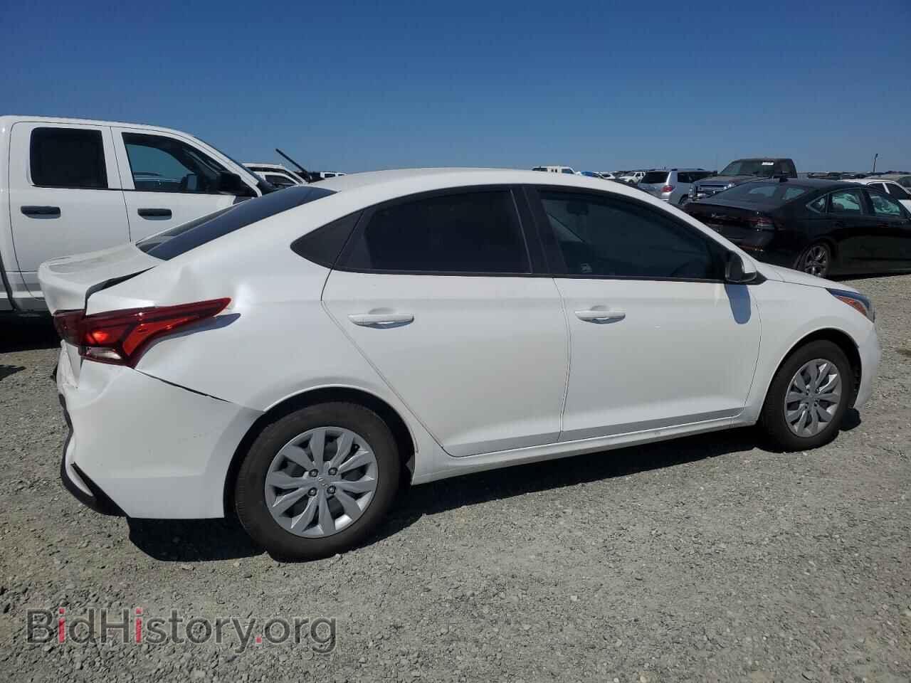 2019 HYUNDAI ACCENT - VIN: 3KPC24A32KE067233 - Фото 3