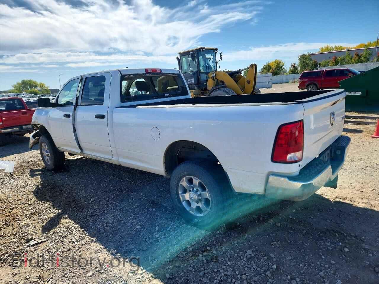 2017 RAM 2500 - VIN: 3C6UR5HL7HG673949 - Photo 2