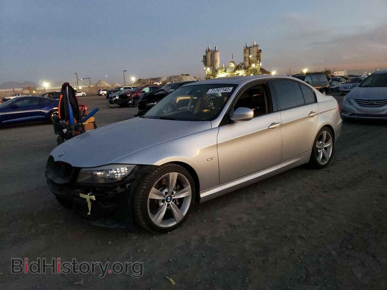 Photo WBAPM5C55BE578492 - BMW 3 SERIES 2011