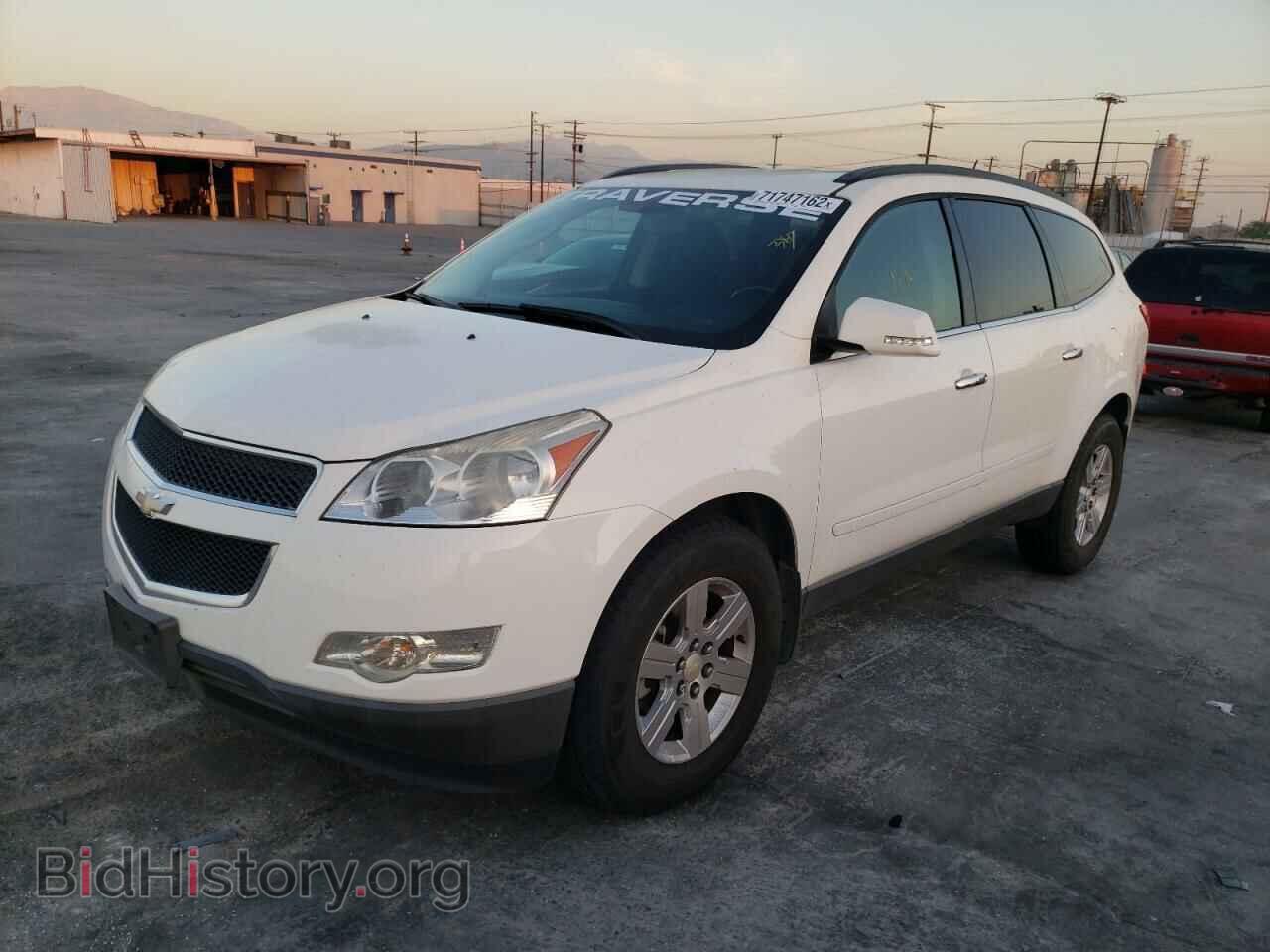 Photo 1GNKRGED9CJ166901 - CHEVROLET TRAVERSE 2012