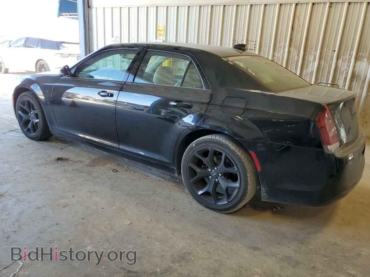 2021 CHRYSLER 300 - VIN: 2C3CCAAG0MH613814 - Фото 2