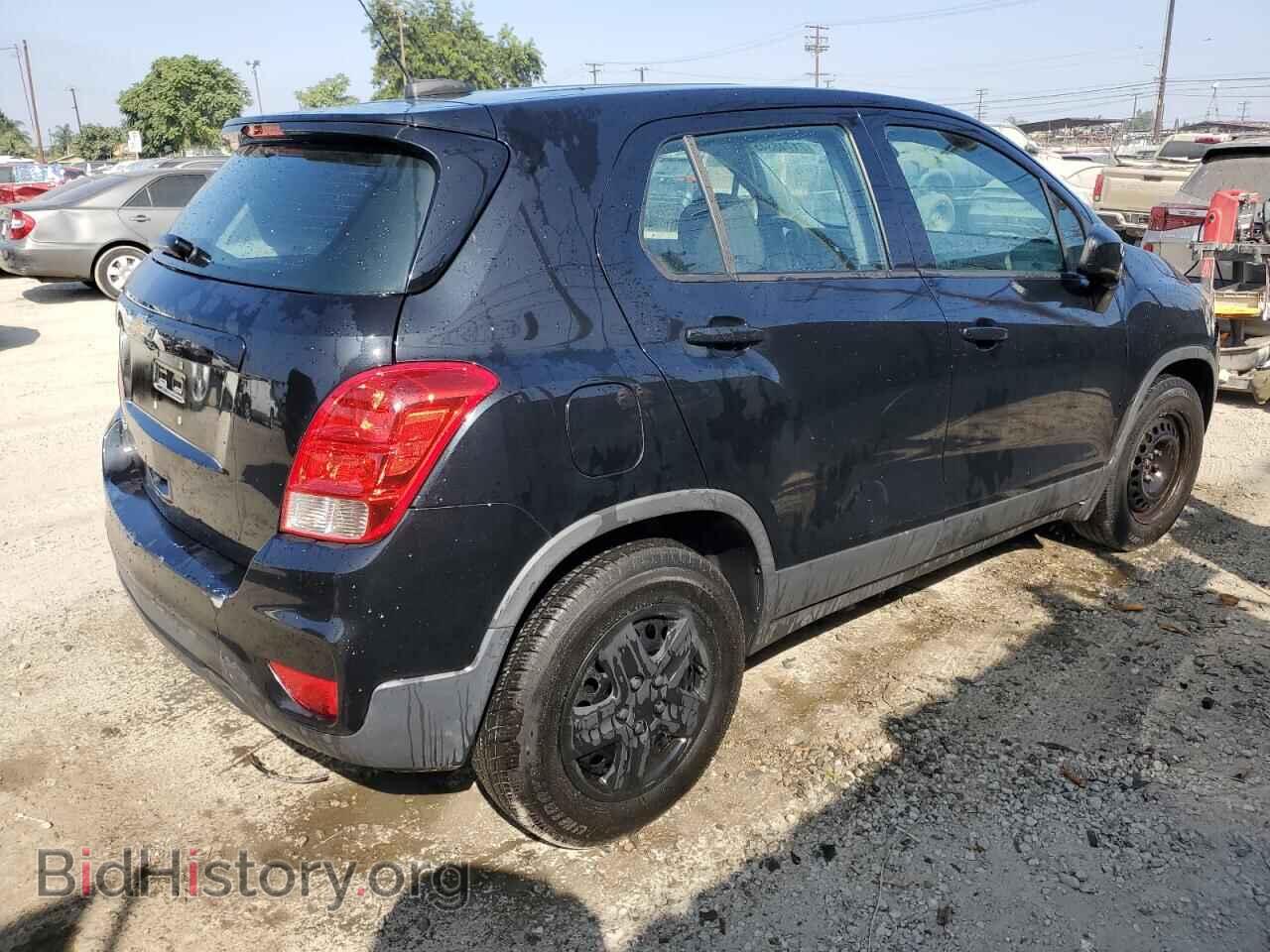 2018 CHEVROLET TRAX - VIN: 3GNCJKSB9JL161379 - Фото 3