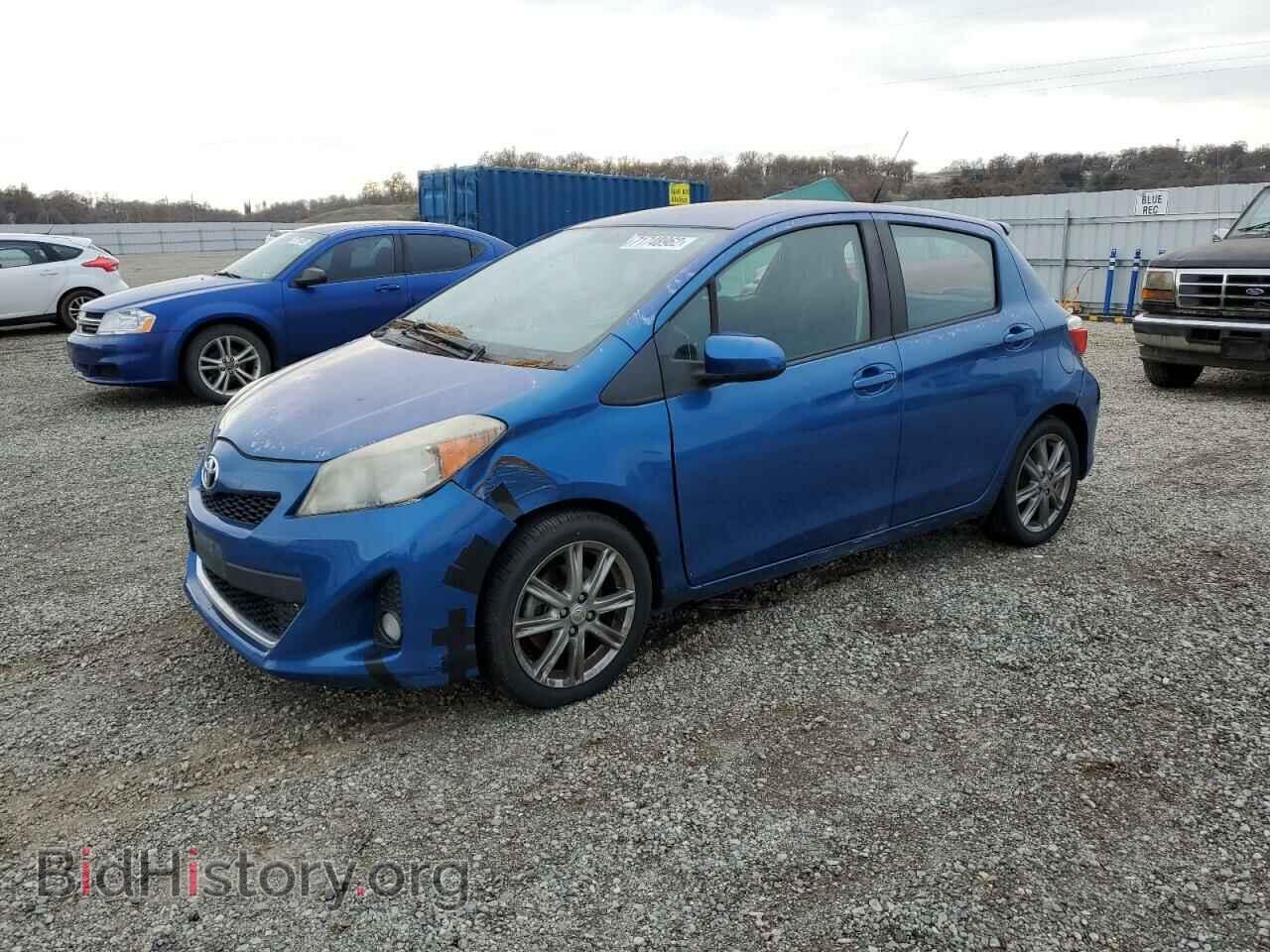 Фотография JTDKTUD31CD500273 - TOYOTA YARIS 2012