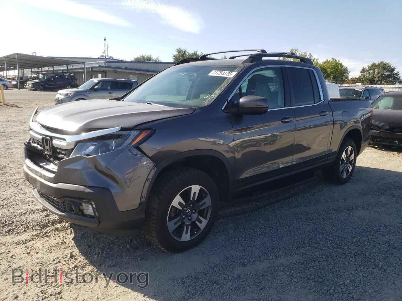Photo 5FPYK3F65HB025815 - HONDA RIDGELINE 2017