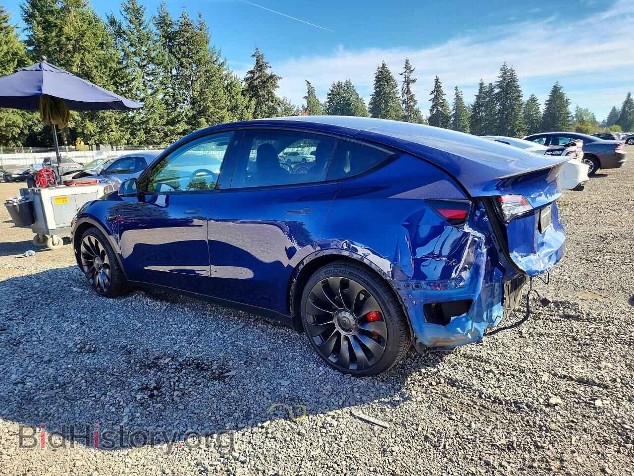 2022 TESLA MODEL Y - VIN: 7SAYGDEF3NF365867 - Photo 2