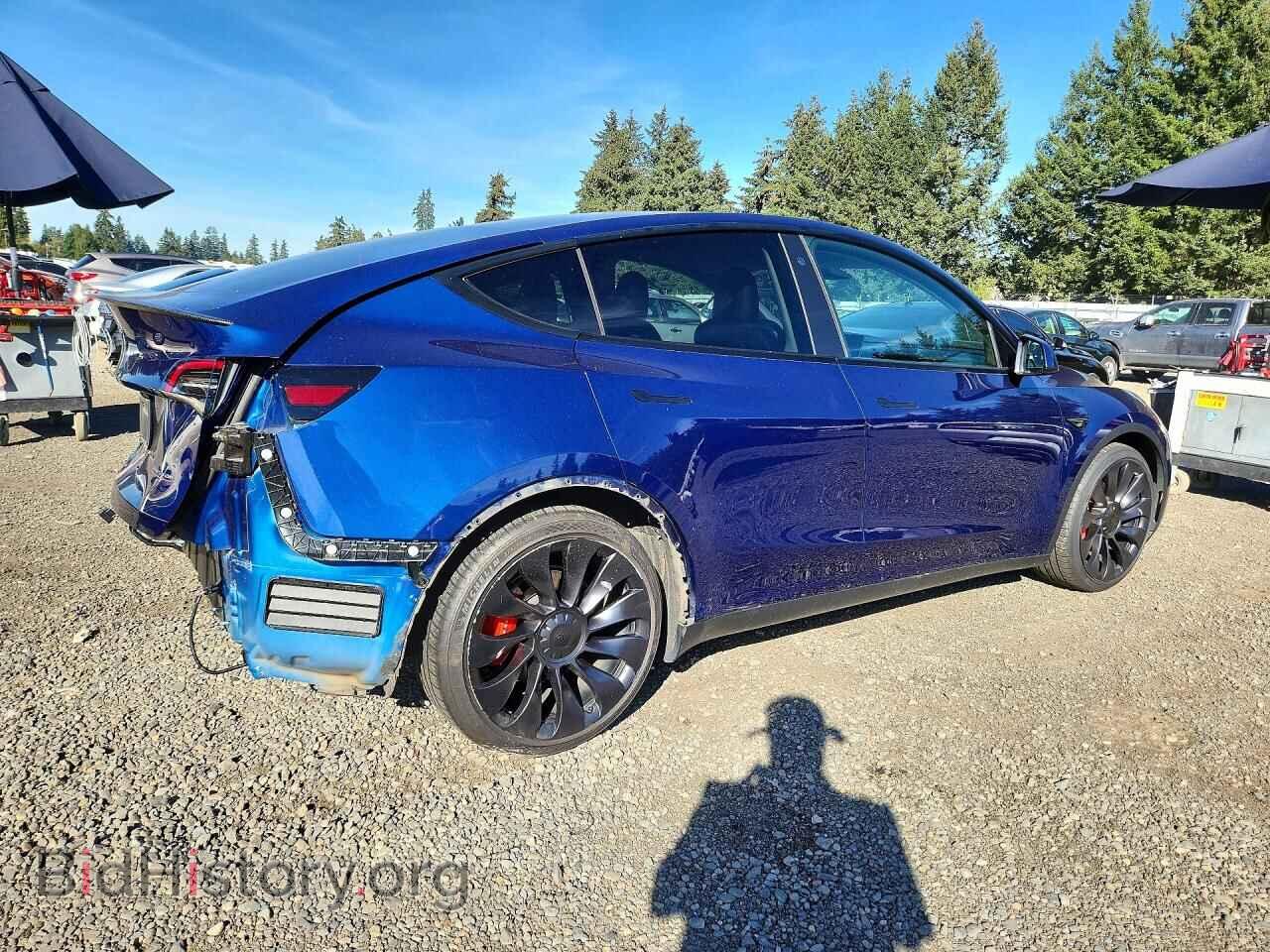 2022 TESLA MODEL Y - VIN: 7SAYGDEF3NF365867 - Photo 3