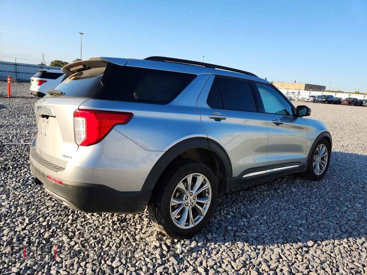 2024 FORD EXPLORER - VIN: 1FMSK8DHXRGA19219 - Photo 3