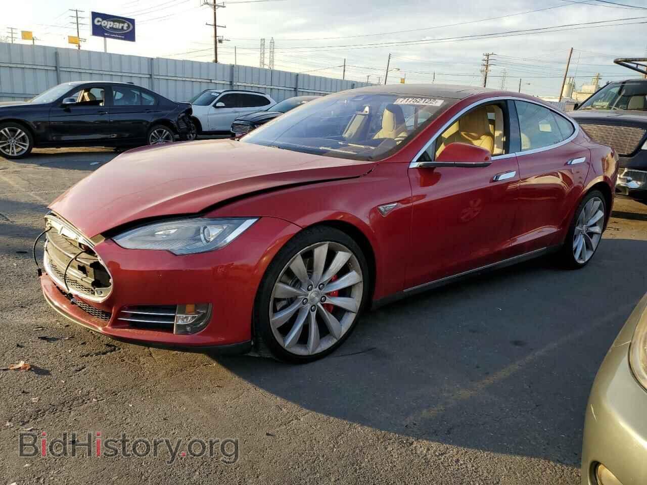 Фотография 5YJSA1H2XEFP67428 - TESLA MODEL S 2014