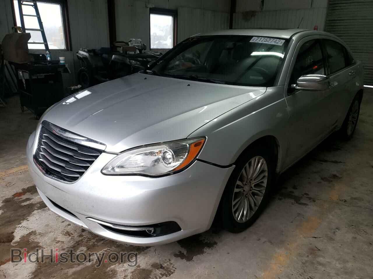 Photo 1C3BC2FG2BN551198 - CHRYSLER 200 2011