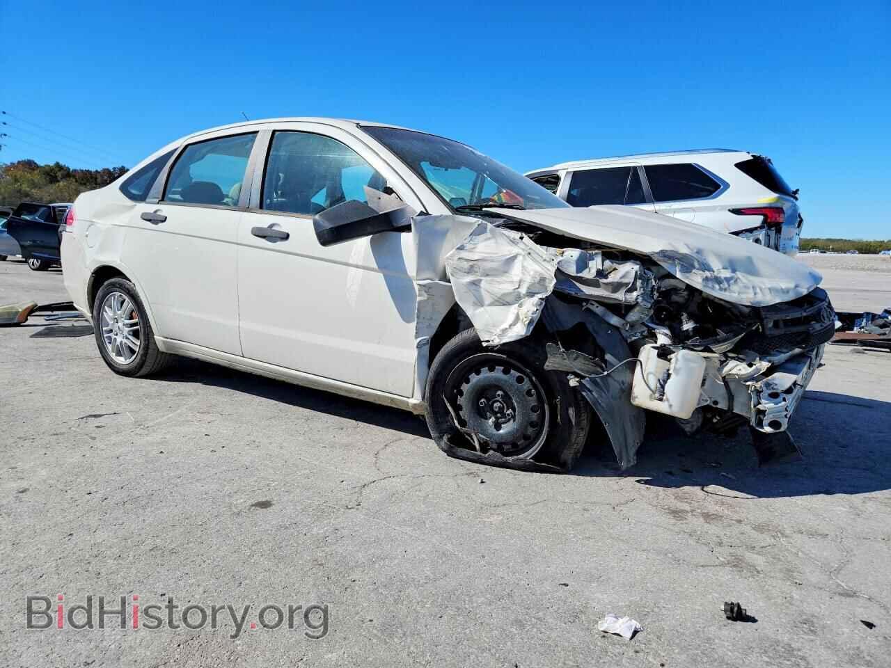 2011 FORD FOCUS - VIN: 1FAHP3EN9BW159190 - Photo 4