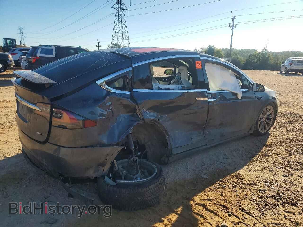 2017 TESLA MODEL X - VIN: 5YJXCBE20HF040622 - Фото 3