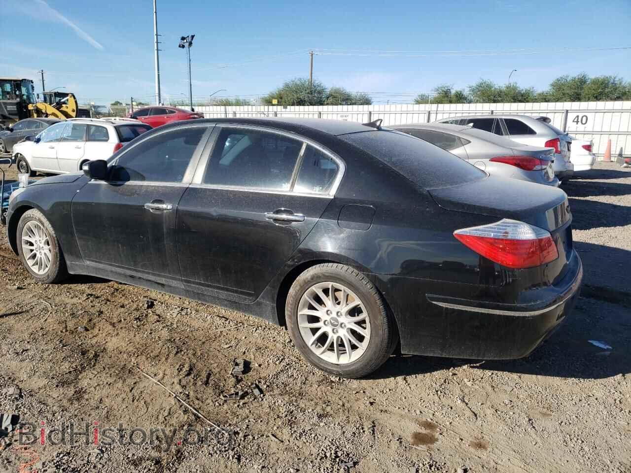 2011 HYUNDAI GENESIS - VIN: KMHGC4DE2BU139475 - Фото 2