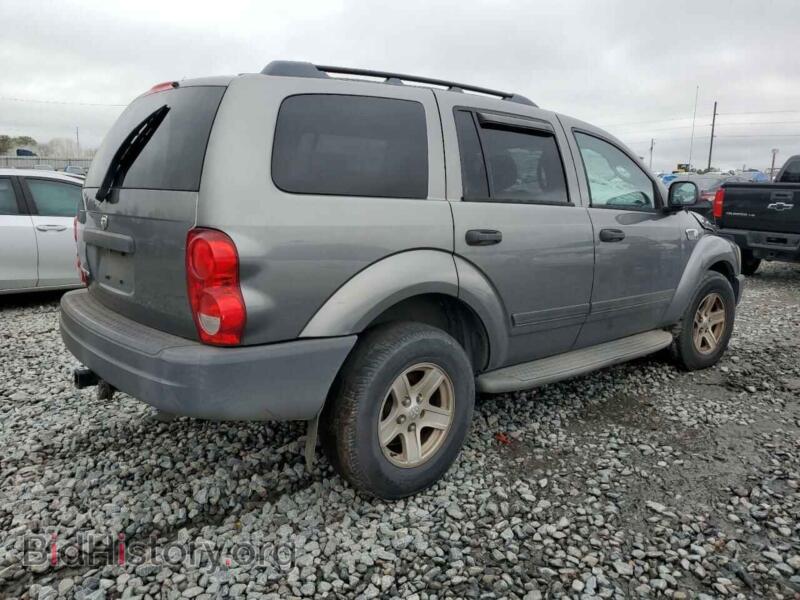 2006 Dodge DURANGO (VIN 1D4HB38N56F182897) — photo 3 of 13