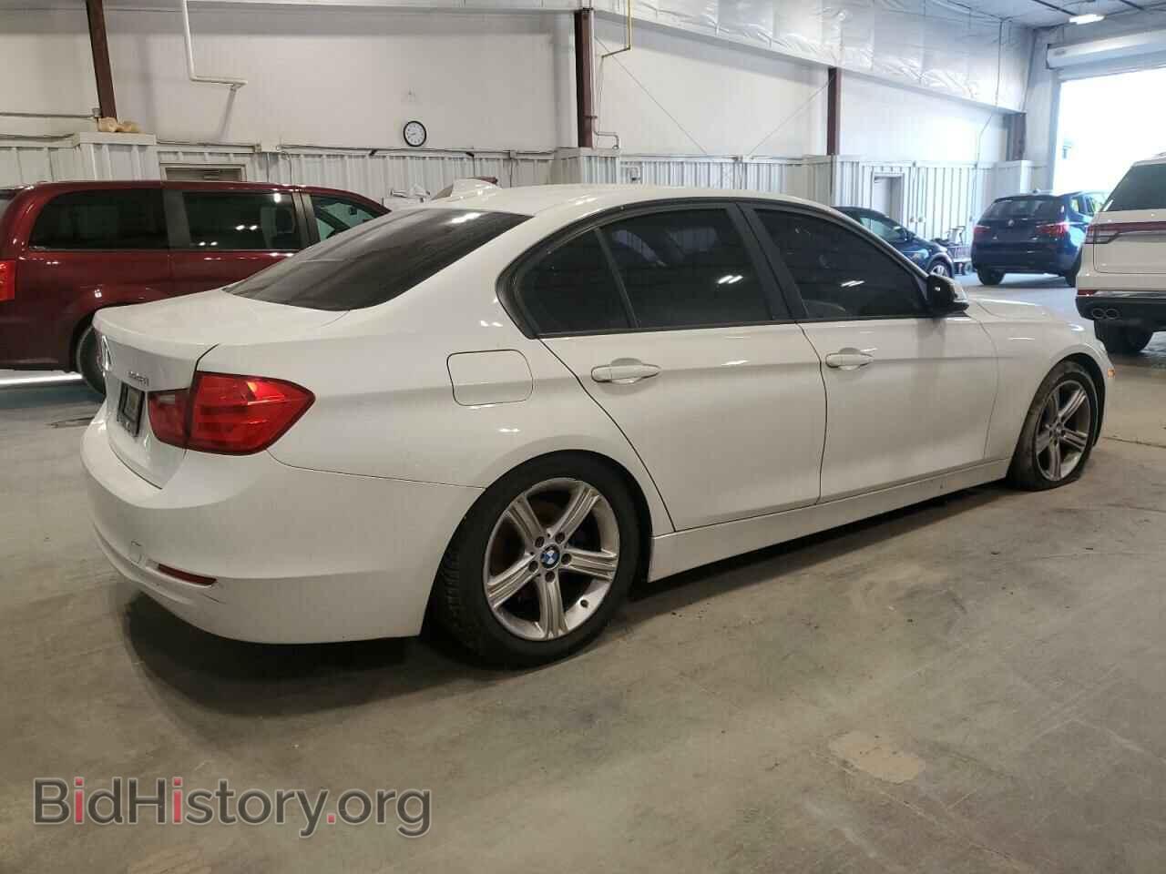 2012 BMW 3 SERIES - VIN: WBA3A5C57CF344714 - Фото 3