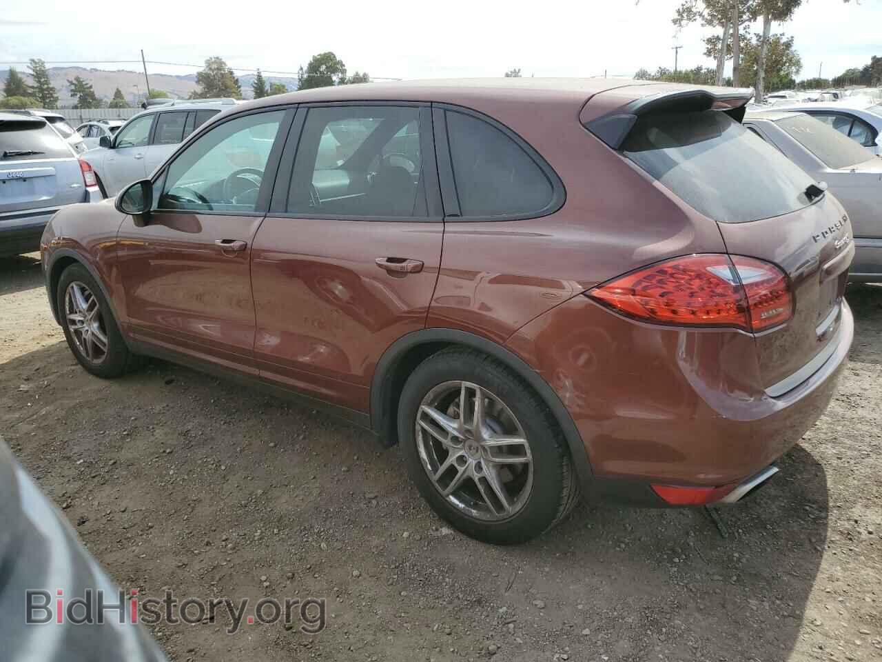 2011 PORSCHE CAYENNE - VIN: WP1AB2A26BLA51366 - Фото 2