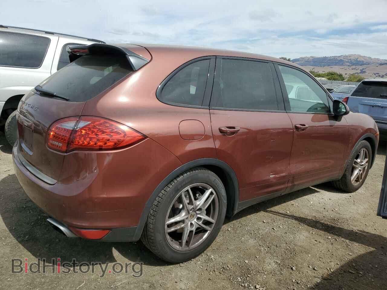 2011 PORSCHE CAYENNE - VIN: WP1AB2A26BLA51366 - Фото 3