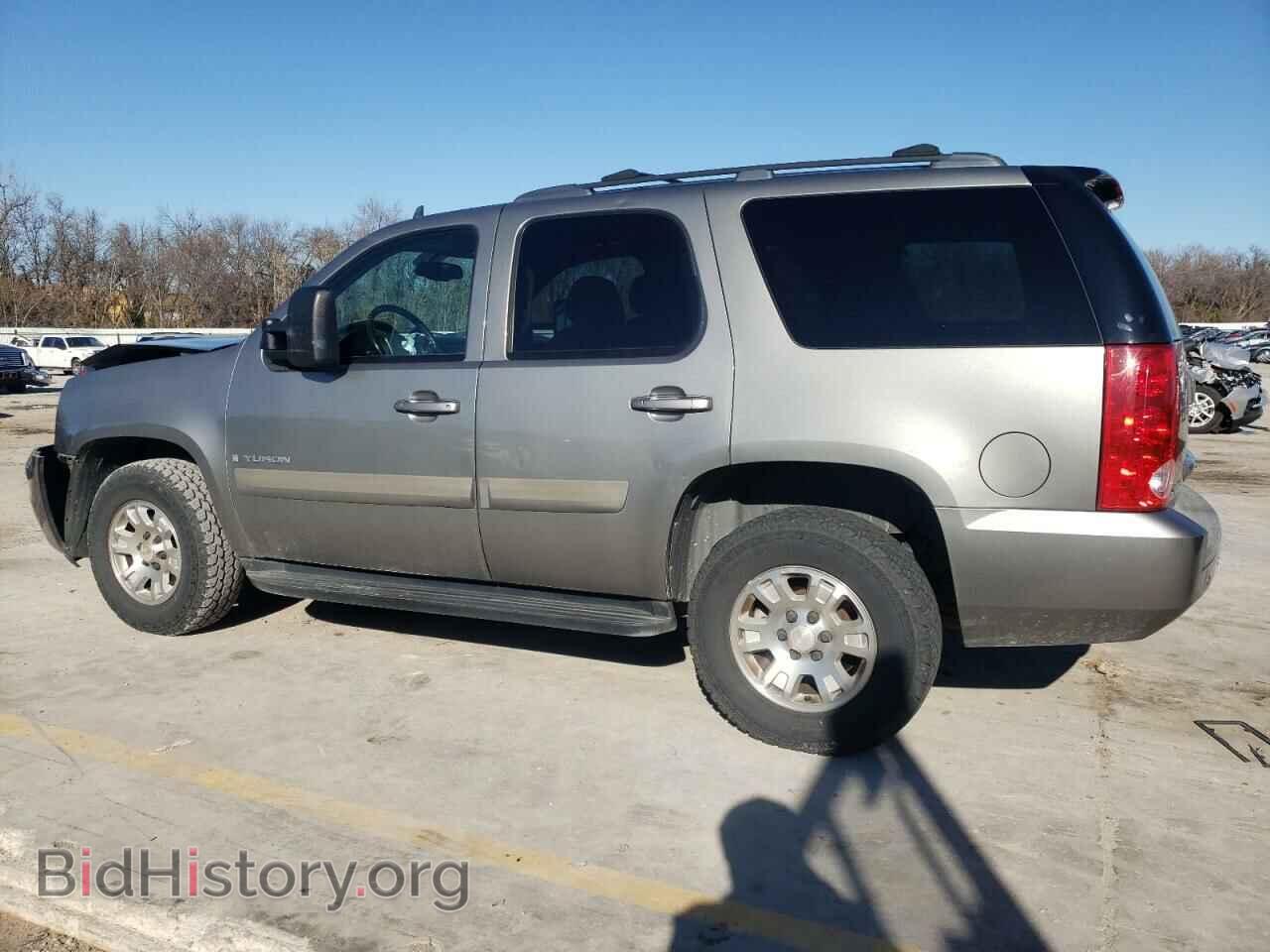 2008 GMC YUKON - VIN: 1GKFC13C18R224290 - Фото 2