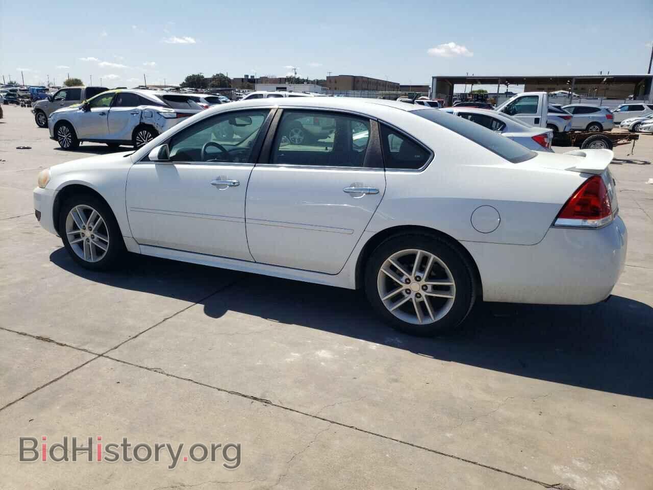 2014 CHEVROLET IMPALA - VIN: 2G1WC5E38E1105889 - Фото 2