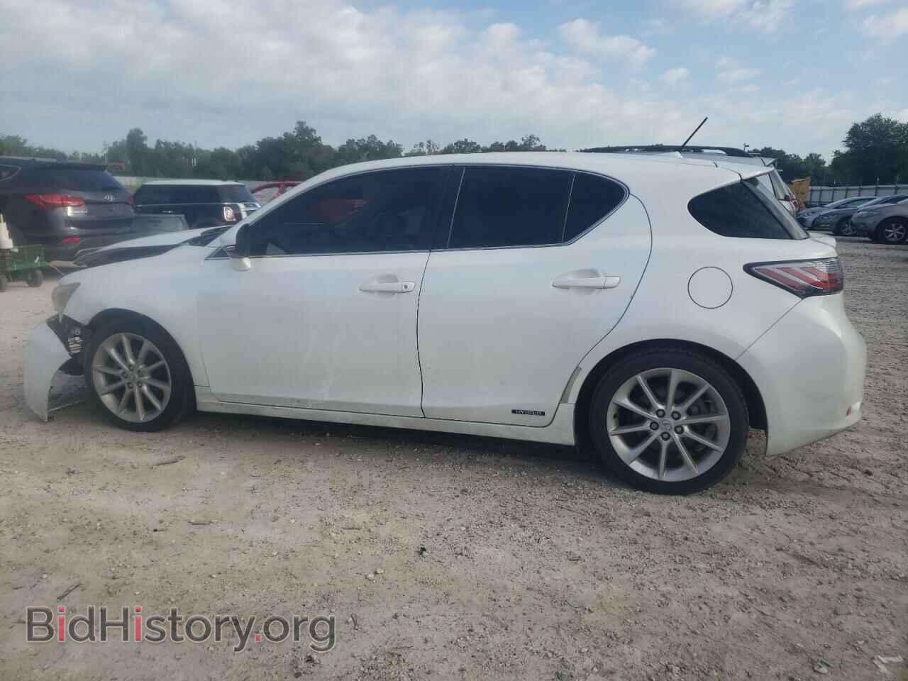 2011 LEXUS CT 200 - VIN: JTHKD5BH0B2033275 - Фото 2
