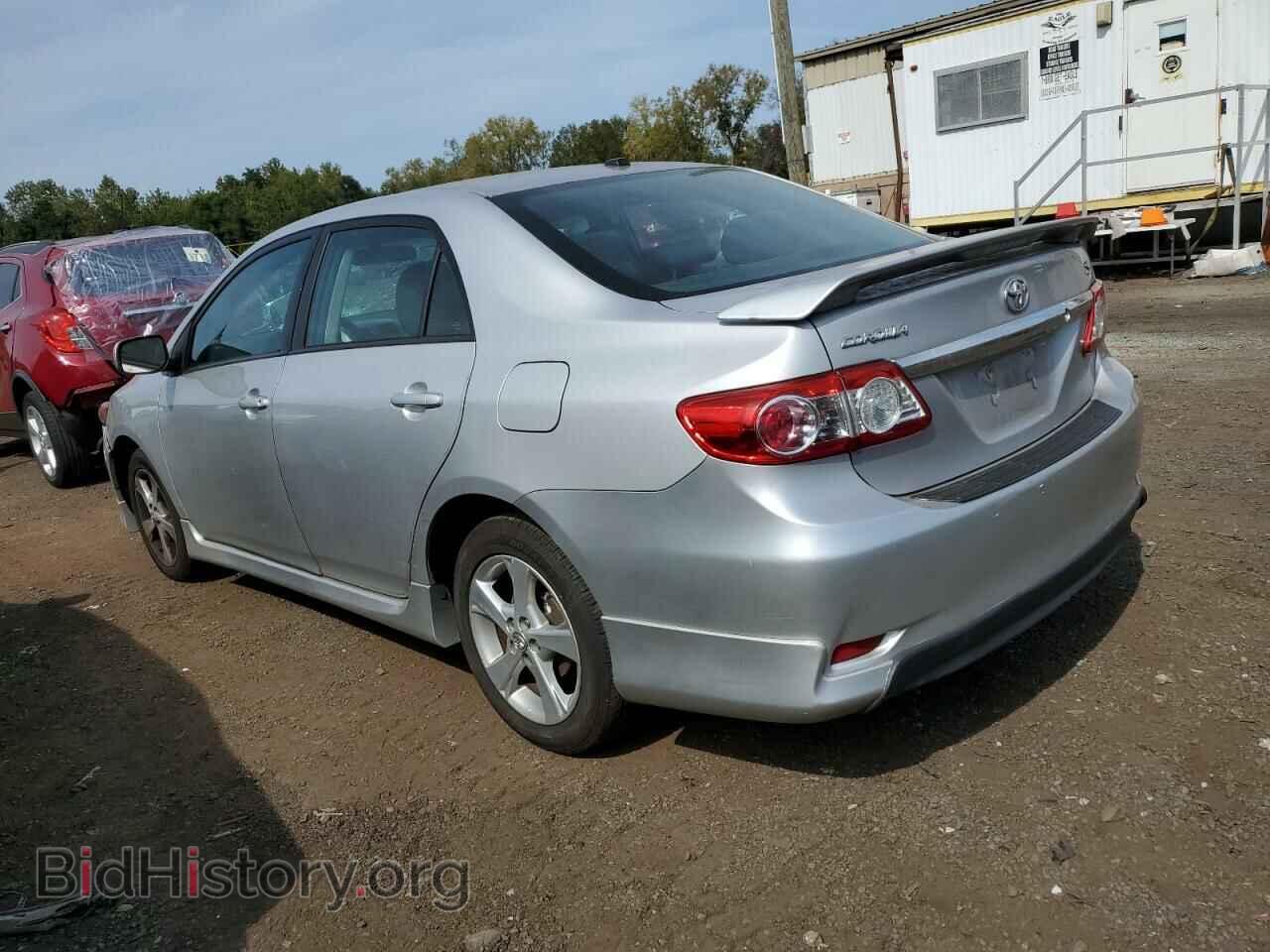 2011 TOYOTA COROLLA - VIN: 2T1BU4EE4BC564364 - Фото 2