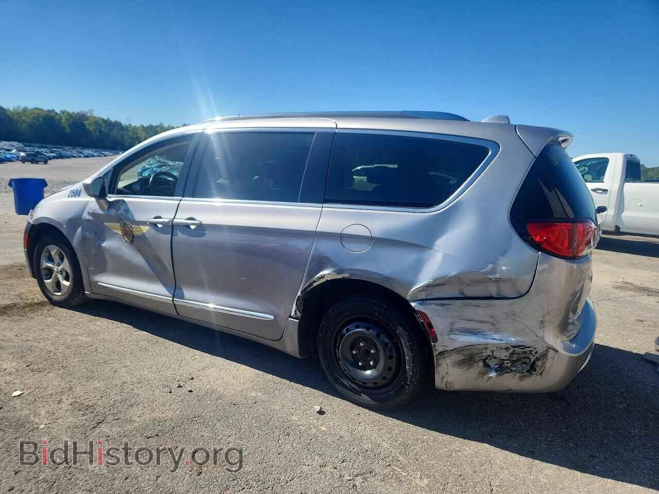 2017 CHRYSLER PACIFICA - VIN: 2C4RC1EG3HR627948 - Photo 2
