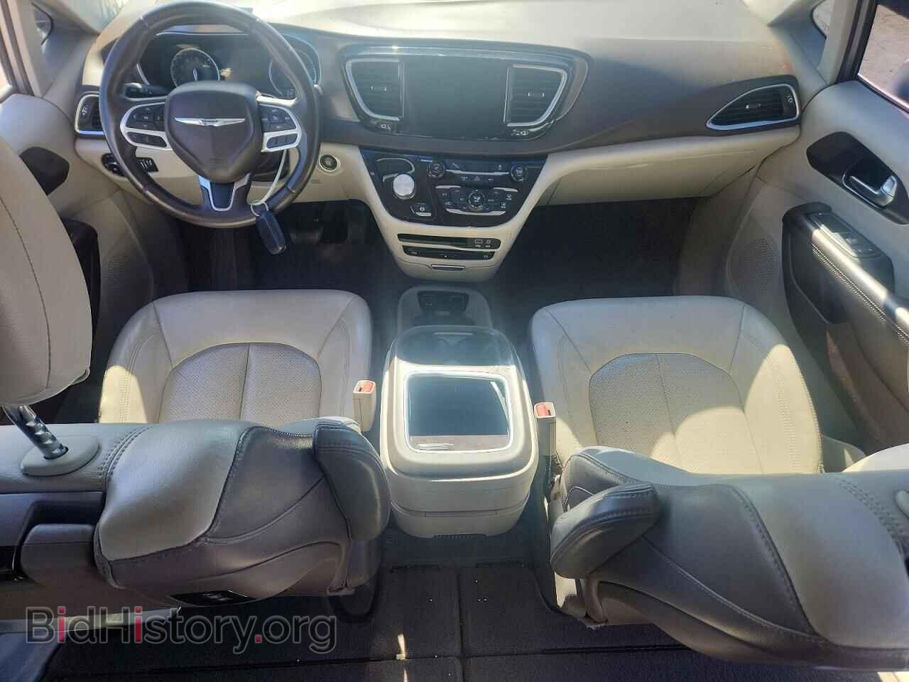 2017 CHRYSLER PACIFICA - VIN: 2C4RC1EG3HR627948 - Photo 8