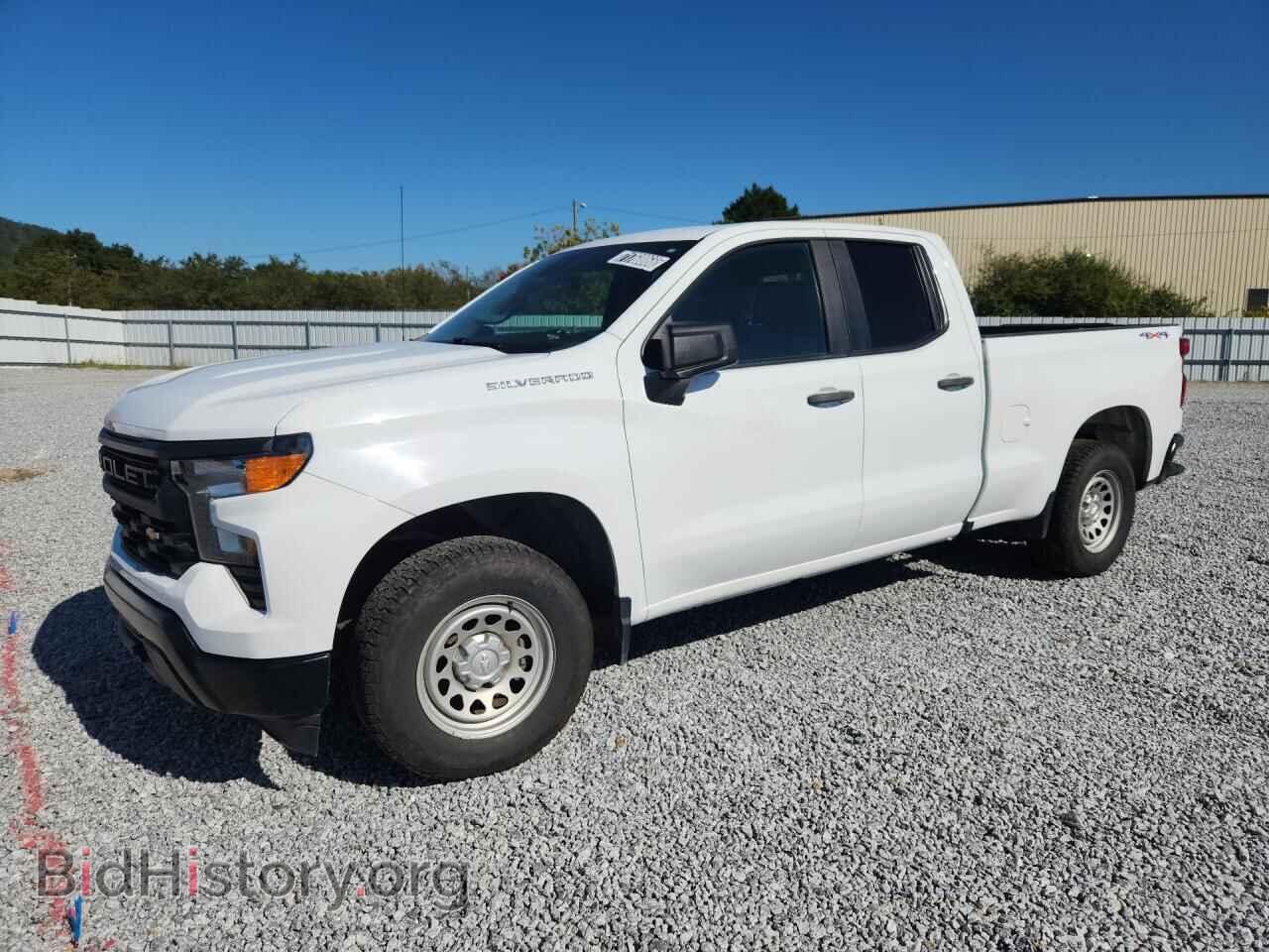 Фотография 1GCRDAEK7PZ177937 - CHEVROLET SILVERADO 2023